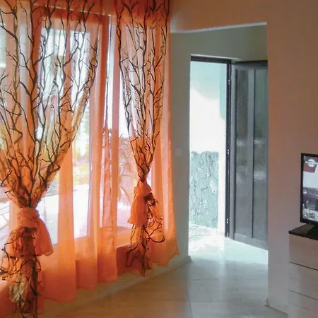 Two-bedroom Holiday In Lozenets